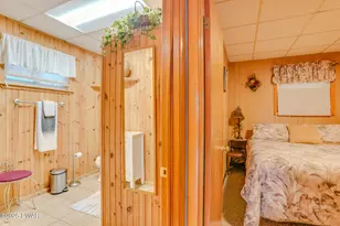 24 Lakeside Dr, Lakeville, PA 18438 - Photo 10