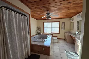 102 Longspur Ln, Lords Valley, PA 18428 - Photo 18