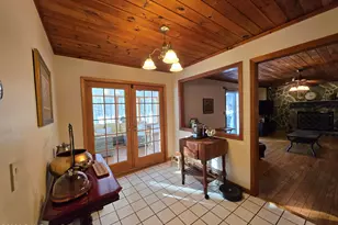 102 Longspur Ln, Lords Valley, PA 18428 - Photo 10