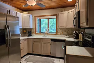 102 Longspur Ln, Lords Valley, PA 18428 - Photo 14