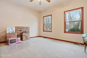 1100 Dewberry Dr, Hawley, PA 18428 - Photo 22