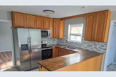 252 Greenbriar Circle, Tobyhanna, PA 18466 - Photo 6