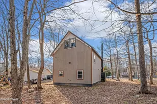 252 Greenbriar Cir, Tobyhanna, PA 18466 - Photo 8