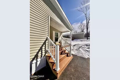 106 Middle Road, Greentown, PA 18426 - Photo 2