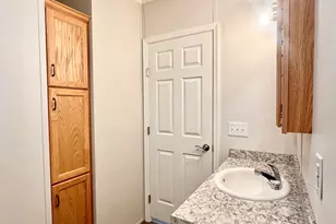 106 Middle Rd, Greentown, PA 18426 - Photo 24