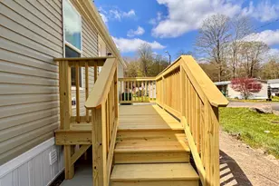106 Middle Rd, Greentown, PA 18426 - Photo 10
