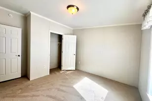 106 Middle Rd, Greentown, PA 18426 - Photo 22