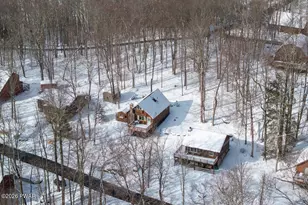 41 Deerfoot Rd, Lake Ariel, PA 18436 - Photo 4