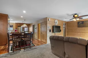 41 Deerfoot Rd, Lake Ariel, PA 18436 - Photo 10