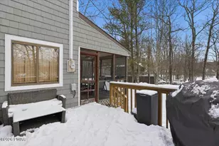 215 Tanager Rd, Lackawaxen, PA 18435 - Photo 38