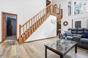 215 Tanager Rd, Lackawaxen, PA 18435 - Photo 8