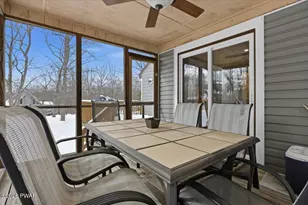 215 Tanager Rd, Lackawaxen, PA 18435 - Photo 26