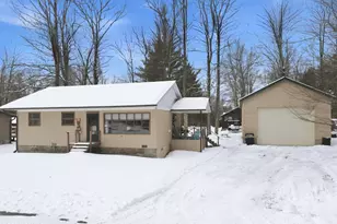 73 Honey Bear Rd, Lake Ariel, PA 18436 - Photo 1