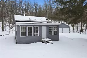 209 Urban Rd, Hawley, PA 18428 - Photo 6