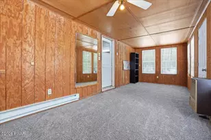 209 Urban Rd, Hawley, PA 18428 - Photo 20