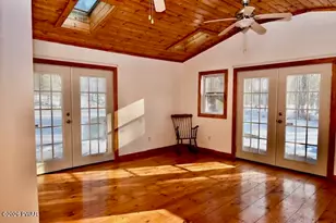 130 Log and Twig Rd, Dingmans Ferry, PA 18328 - Photo 22