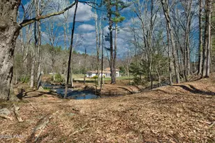 130 Log and Twig Rd, Dingmans Ferry, PA 18328 - Photo 34