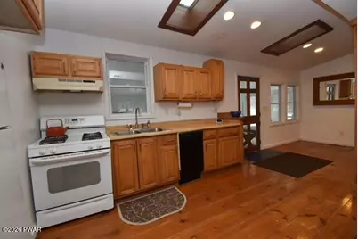 130 Log and Twig Road, Dingmans Ferry, PA 18328 - Photo 12