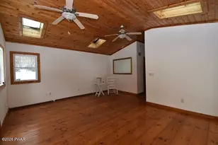 130 Log and Twig Rd, Dingmans Ferry, PA 18328 - Photo 24