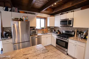 10 Crestwood Ct, Lake Ariel, PA 18436 - Photo 14