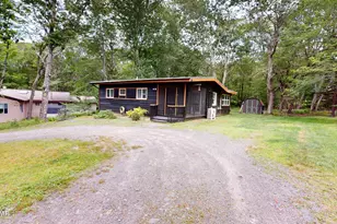 119 Pommel Dr, Hawley, PA 18428 - Photo 2