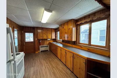1106 Court Street, Honesdale, PA 18431 - Photo 2