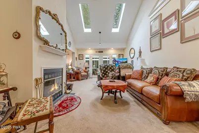 102 Crestview Drive, Hawley, PA 18428 - Photo 8