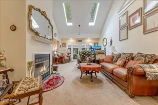 102 Crestview Dr, Hawley, PA 18428 - Photo 8