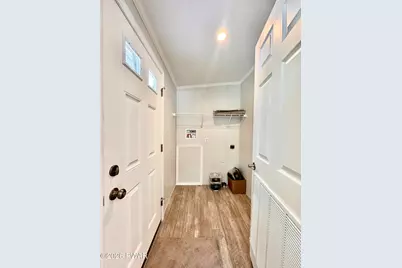 102 Middle Road, Greentown, PA 18426 - Photo 28