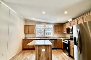 102 Middle Rd, Greentown, PA 18426 - Photo 10