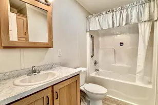 102 Middle Rd, Greentown, PA 18426 - Photo 26