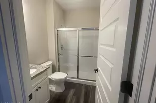 180 Paddlers Point #105 Dr, Matamoras, PA 18336 - Photo 10