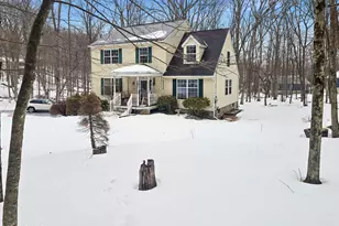 214 Primrose Ln, Milford, PA 18337 - Photo 1