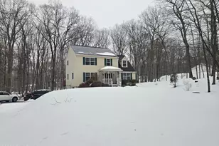 214 Primrose Ln, Milford, PA 18337 - Photo 4