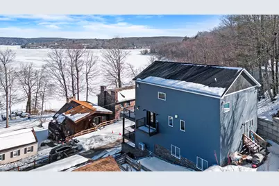 109 Paradise Road E, Greentown, PA 18426 - Photo 2