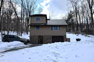 123 Deerfoot Rd, Lake Ariel, PA 18436 - Photo 2