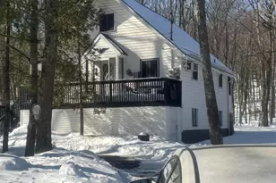 106 Lakewood Dr, Dingmans Ferry, PA 18328 - Photo 2