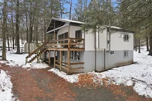 1025 Wallenpaupack Dr, Lake Ariel, PA 18436 - Photo 6