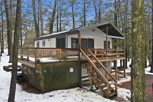 1025 Wallenpaupack Dr, Lake Ariel, PA 18436 - Photo 1