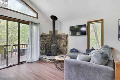 2894 S Fairway Drive, Lake Ariel, PA 18436 - Photo 6