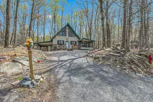 526 Northgate Rd, Lake Ariel, PA 18436 - Photo 2