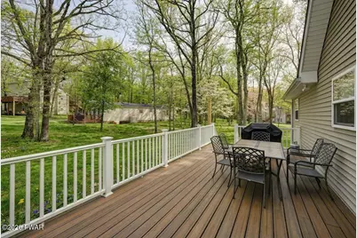 127 Robin Way, Lackawaxen, PA 18435 - Photo 58
