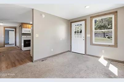 760 Hudson Street, Hawley, PA 18428 - Photo 6