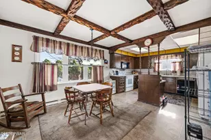 44 McCabe Ave, Carbondale, PA 18407 - Photo 8