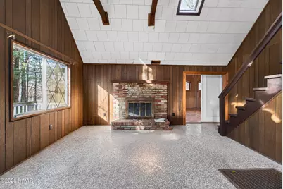 134 Lakeview Drive, Dingmans Ferry, PA 18328 - Photo 10