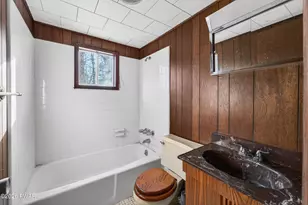 134 Lakeview Dr, Dingmans Ferry, PA 18328 - Photo 16