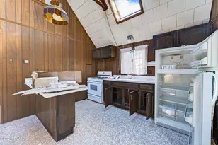 134 Lakeview Dr, Dingmans Ferry, PA 18328 - Photo 12