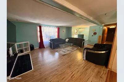 2193 Spring Drive, Bushkill, PA 18324 - Photo 10