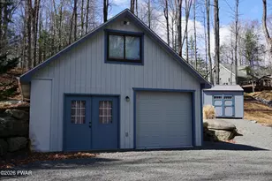 1031 Tomahawk Rd, Lake Ariel, PA 18436 - Photo 4