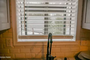 1031 Tomahawk Rd, Lake Ariel, PA 18436 - Photo 12